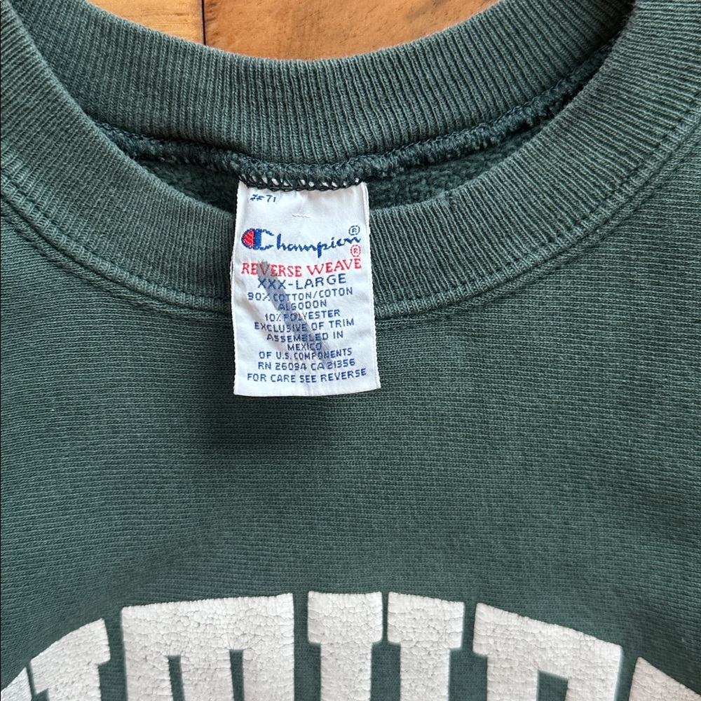 Vtg Champion Luther College reverse weave sweatshirt - Picture 3 of 5